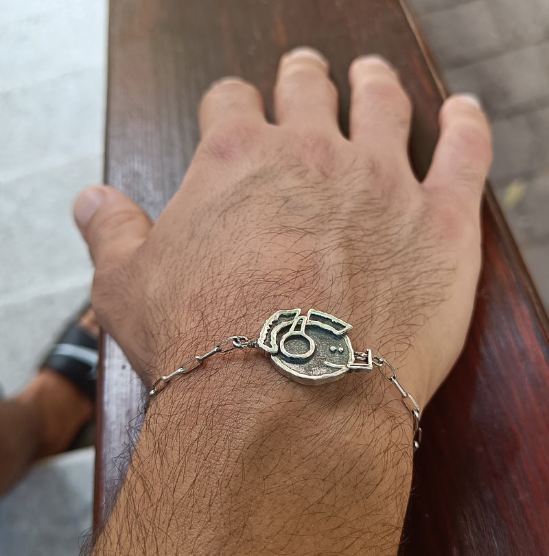 THE MFERS BRACELET Take your mfer with you